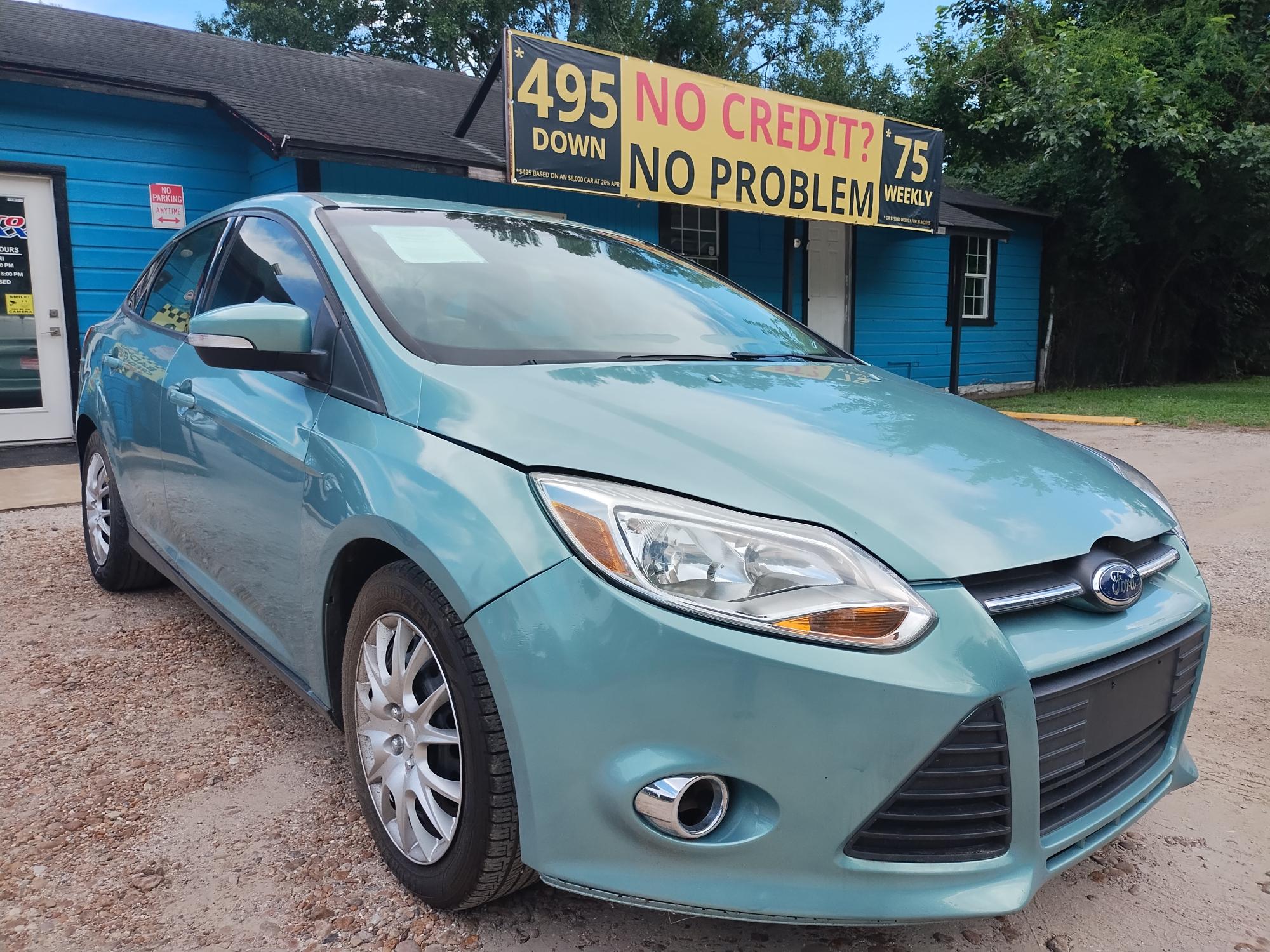 photo of 2012 Ford Focus SE Sedan