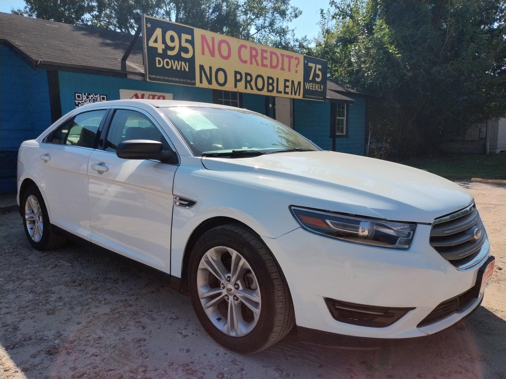 photo of 2014 Ford Taurus SEL FWD