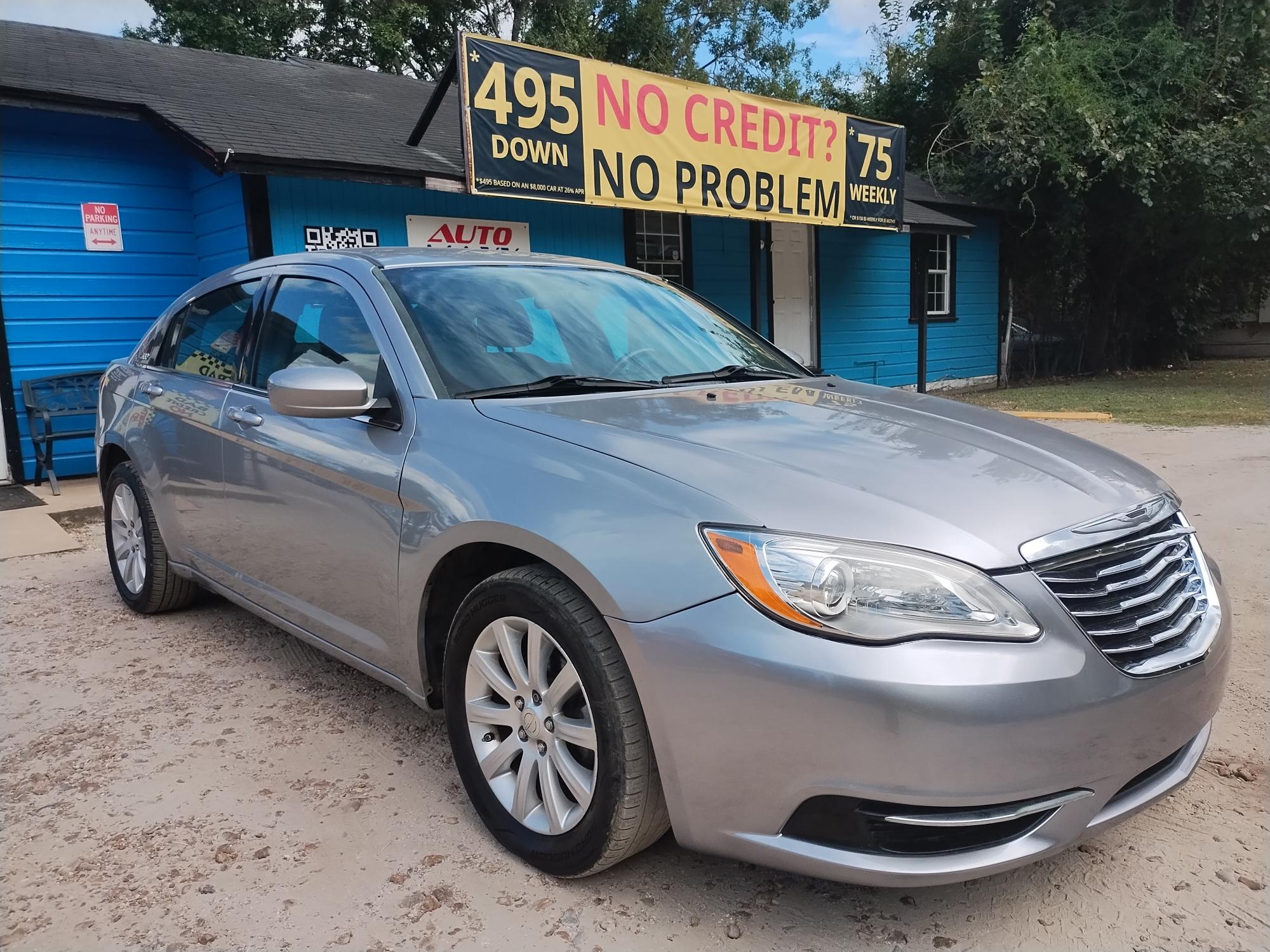 photo of 2013 Chrysler 200 Touring