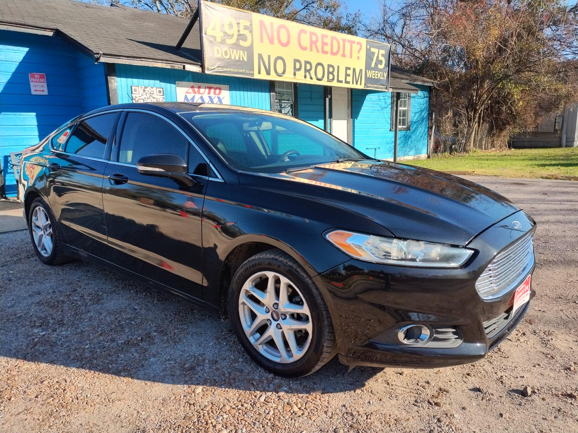 photo of 2014 Ford Fusion SE